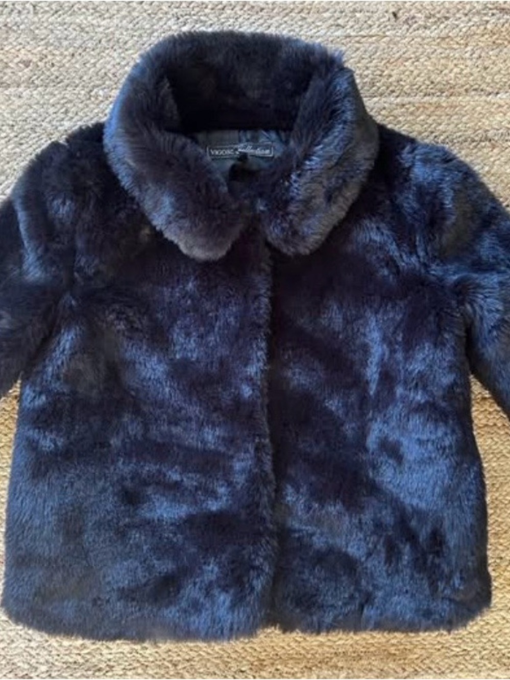 Vigoss Collection Plush Faux Fur Coat in Black